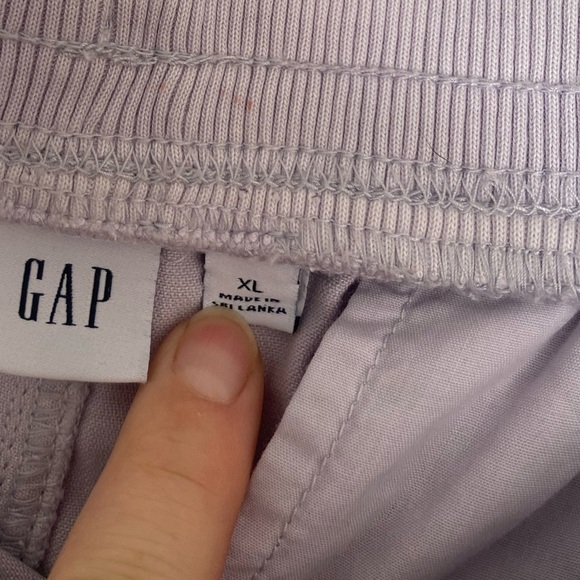 NWT GAP VIOLET PURPLE JOGGERS SIZE XL - Picture 2 of 4